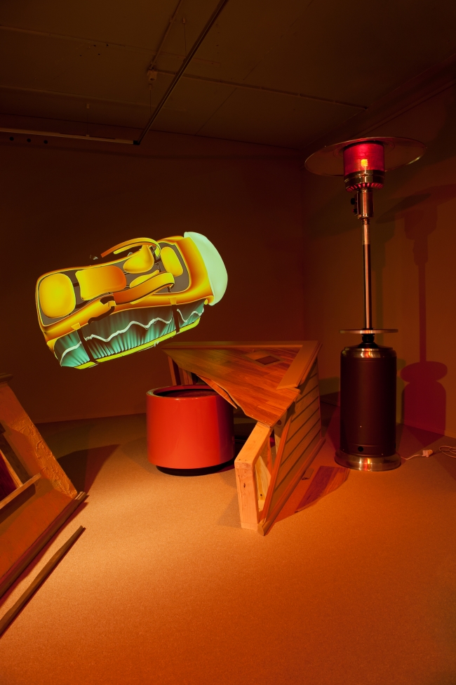 Glendale, Lizzie Fitch/Ryan Trecartin with Rhett LaRue and Adam Trecartin, 124x96.5x85'' (including wall projection)