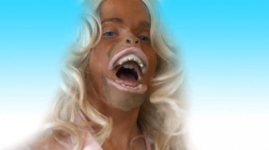 RenÃ©e van Trier, 2012